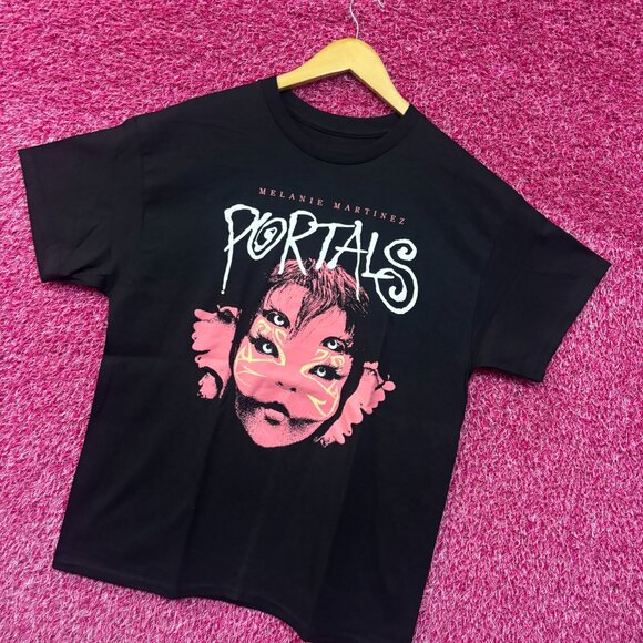 Melanie Martinez Portals Cry Baby Electropop Artist Tee large - Picture 3 of 4